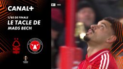 Le tacle de Mads Bech contre Nottingham (45')