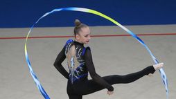 Gymnastique rythmique | Concours général – Groupe 1 : Massues, ruban