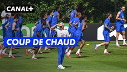 Coupe du monde - Premier entraînement des Bleus sous la chaleur