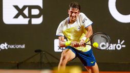 Tomás Martin Etcheverry - Vít Kopriva