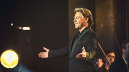 Roberto Alagna aux Folies Bergère, le concert anniversaire