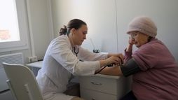 Une médecin de village en Russie