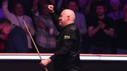 Zhou Yuelong - John Higgins