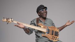 Richard Bona - Avec le big band de la Radio de Francfort