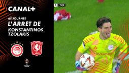 L'arrêt de Konstantinos Tzolakis contre FC Twente (9')