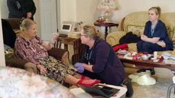 Des équipes de soins mobiles au Royaume-Uni