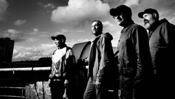 Rolling Stone Beach - Mogwai