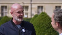 Frank Leboeuf célèbre le centenaire du Bleuet de France