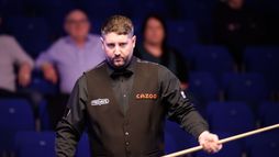 Olivier Lines - Stuart Carrington
