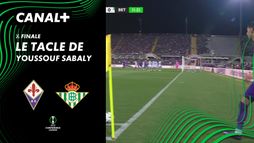 Le tacle de Youssouf Sabaly contre Fiorentina (22')