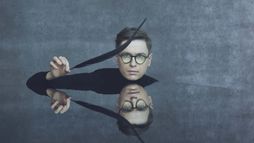 Víkingur Olafsson interprète le Concerto pour piano de Grieg