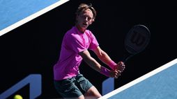 Ziga Sesko - Luis Miguel