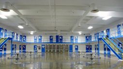 8m2 de solitude : Une prison de haute sécurité aux USA