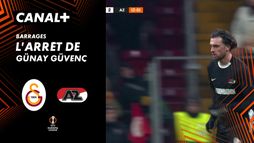 L'arrêt de Günay Güvenç contre AZ (63')