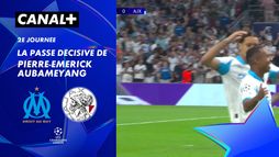 Le passe décisive de Pierre-Emerick Aubameyang contre Ajax (6')