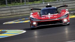 Endurance Uncovered : Racing for Excellence
