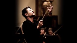 Orchestre Philharmonique de Varsovie, Krzysztof Urbański : Mozart, Górecki