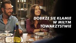 Dobrze się kłamie w miłym towarzystwie