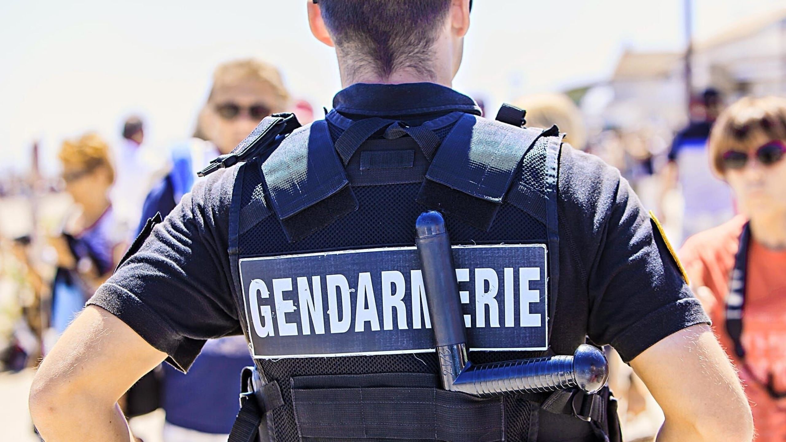 100 Jours Avec La Police De Perpignan Streaming