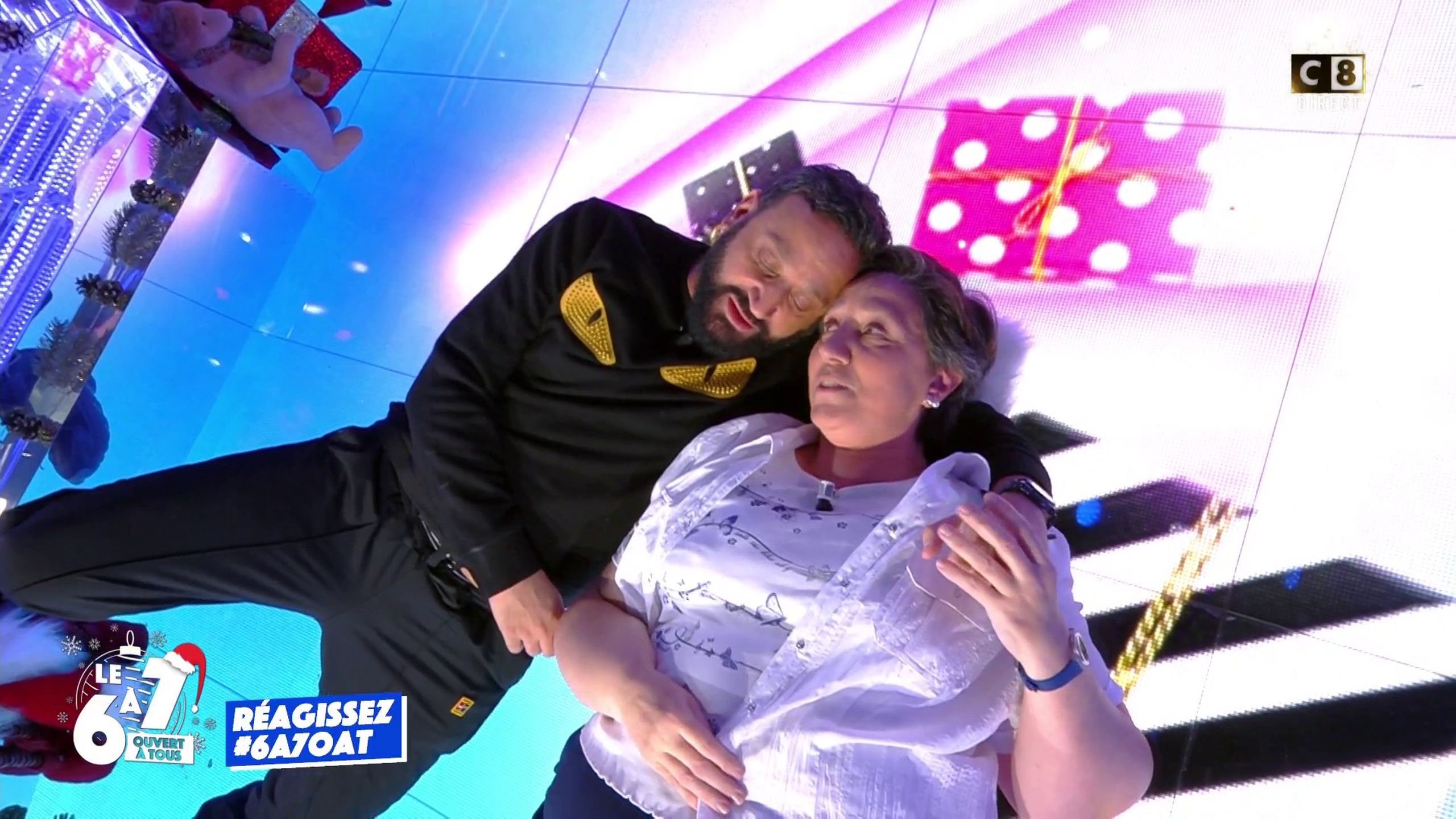 Cyril Hanouna Et Danielle Moreau En Pleine Confidence Dans TPMP En