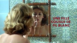 Une fille cousue de fil blanc
