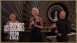 Les Yeux de Tammy Faye remporte l’Oscar 2022 des meilleurs maquillages et coiffures