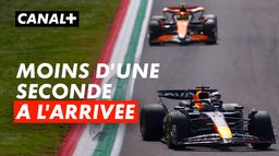 L'arrivée de Max Verstappen sous la pression de Lando Norris