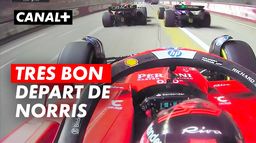 Le départ de la course est donné ! Norris s'est très bien élancé et a pu conserver la tête de la course devant Max Verstappen.