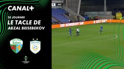 Le tacle de Abzal Beisebekov contre The New Saints (41')