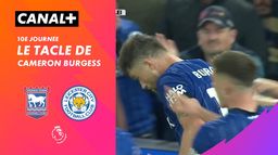 Le tacle de Cameron Burgess contre Leicester (87')