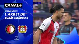 Le magnifique arrêt de Lukás Hrádecky contre Feyenoord (32')