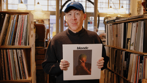 Chez le disquaire avec Eddy de Pretto