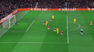 Berke Özer, héros du LOSC : 3 penalties arrêtés pour une victoire historique contre la Roma