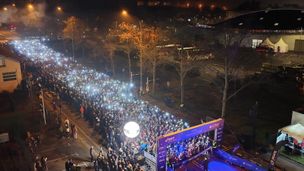 SaintéLyon : 18 000 coureurs affrontent 80 km nocturnes entre Saint‑Étienne et Lyon