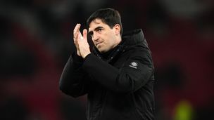 Andoni Iraola : Du Pays Basque à la Premier League, portrait d'un entraîneur innovant