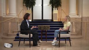 Audrey Lamy présente Police Flash 80, comédie policière rétro avec François Damiens