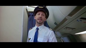 Y a-t-il une hôtesse dans l'avion ?