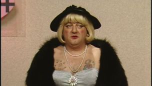 Water-Pape, Magma Sympa, Sombres héros et Sauvetage politique