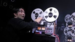 Going analog : les musiciens qui déprogramment l'obsolescence