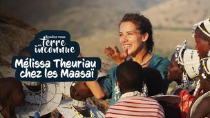 Mélissa Theuriau chez les Maasai