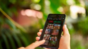 Deepfakes : enquête sur ceux qui s'emparent du corps des femmes