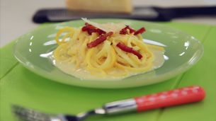 Spaghettis de courgette à la carbonara