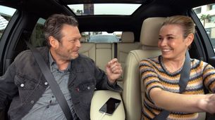 Blake Shelton & Chelsea Handler