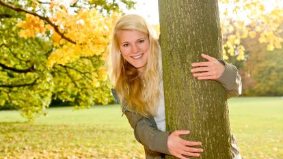 adolescente arbre