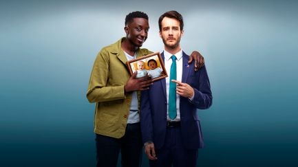 Jumeaux mais pas trop - Trailer