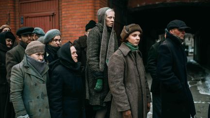 Une grande fille - Trailer