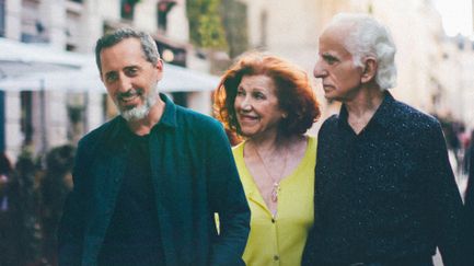 Reste un peu - Trailer
