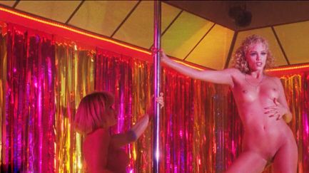 Showgirls - Trailer