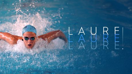 Laure ! Laure ! Laure !