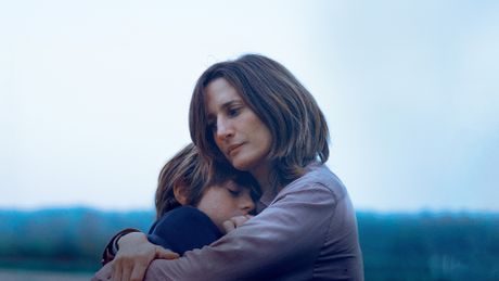 Les enfants vont bien - Trailer